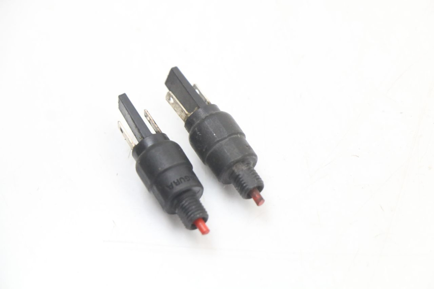 photo de INTERRUTTORE STOP PIAGGIO ZIP 4T 50 (2018 - 2020)