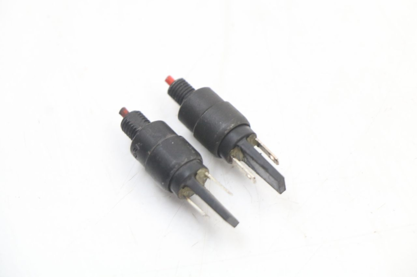 photo de INTERRUTTORE STOP PIAGGIO ZIP 4T 50 (2018 - 2020)