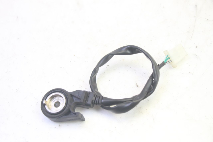 photo de INTERRUTTORE DI CONTATTO PER LA BEQUILLE JM MOTORS SANTANA EVO 50 (2024 - 2026) - Altra angolazione