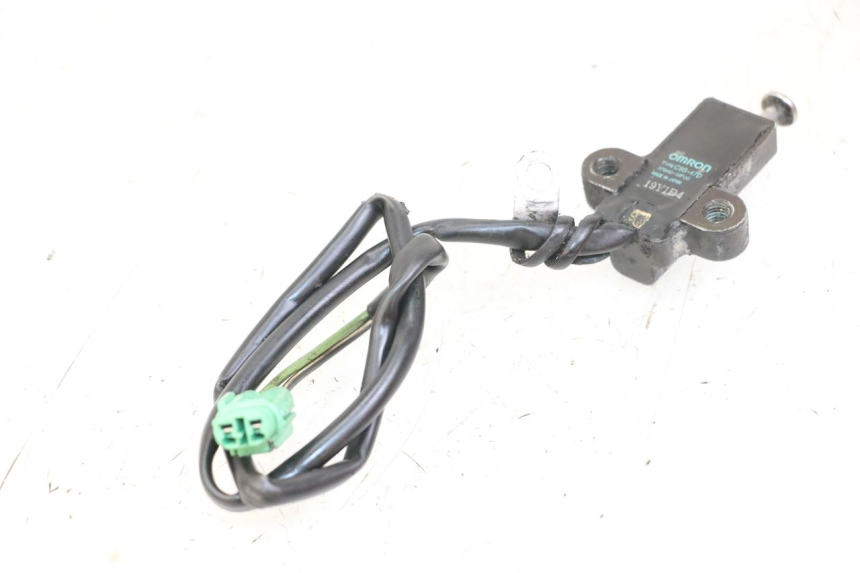 photo de INTERROMPI IL CONTATTO DELLA CAVALLETTO SUZUKI SV S 650 (1999 - 2002)
