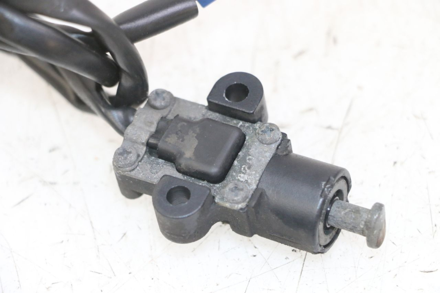 photo de INTERROMPI IL CONTATTO DELLA CAVALLETTO YAMAHA XJ6 ABS 600 (2008 - 2016)