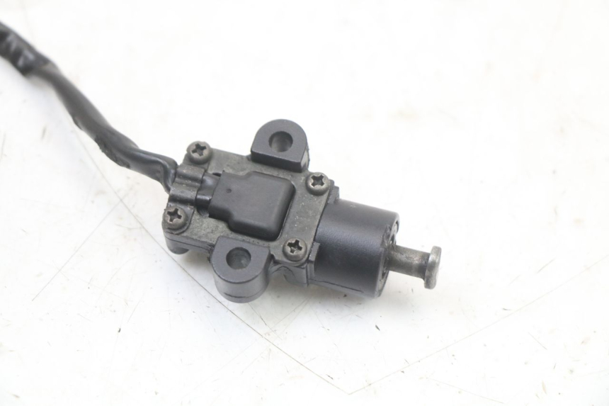 photo de INTERROMPI IL CONTATTO DELLA CAVALLETTO YAMAHA XJ6 ABS 600 (2008 - 2016)
