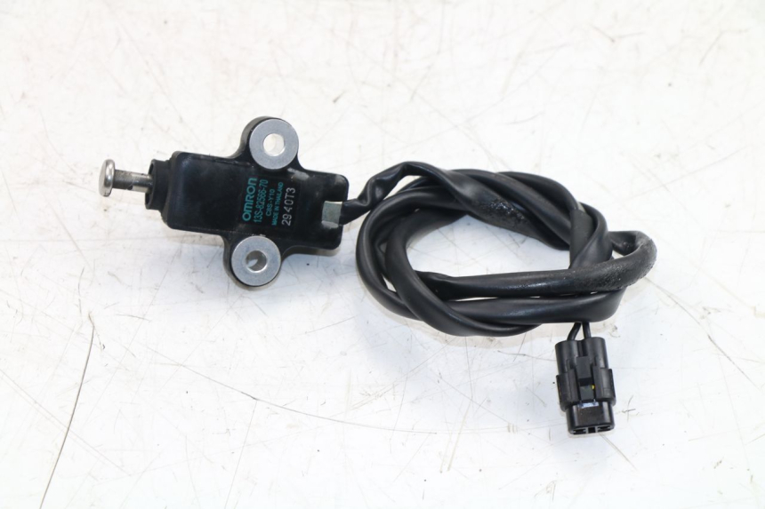 photo de INTERROMPI IL CONTATTO DELLA CAVALLETTO YAMAHA YZF R6 600 (2010 - 2016)