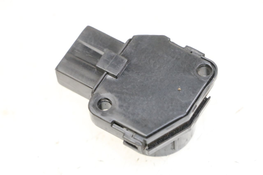 photo de INTERRUTTORE HONDA PCX (JF57/JF64) 125 (2014 - 2018)