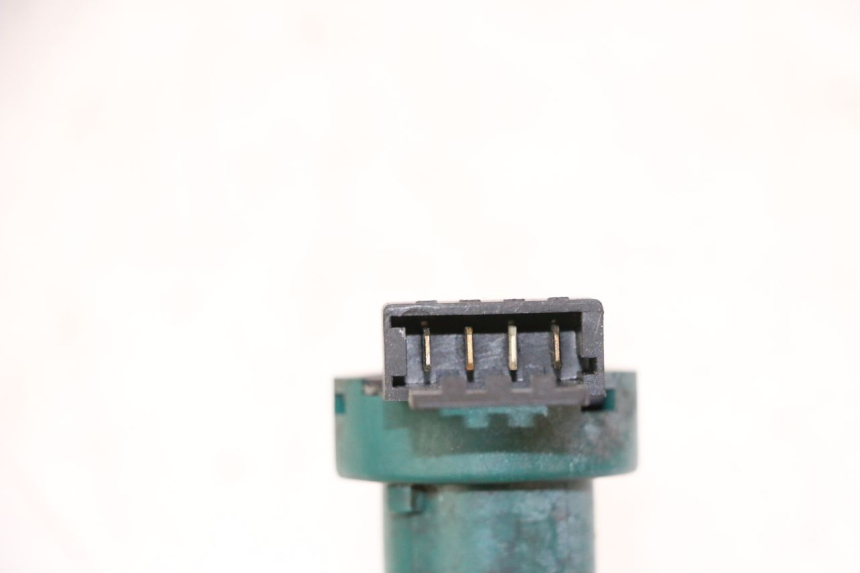 photo de INTERRUTTORE DI ACCENSIONE PIAGGIO LXV 4T 50 (2009 - 2013)