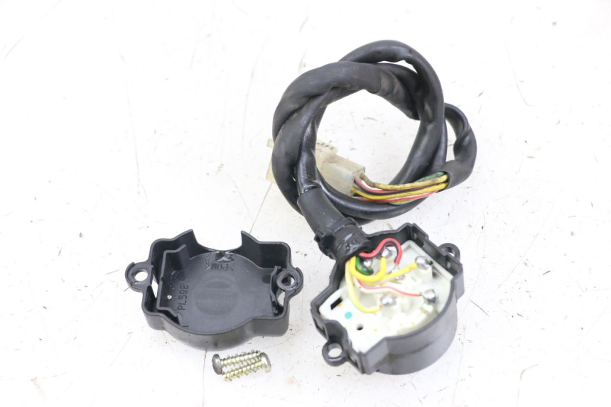 photo de INTERRUTTORE MOTO GUZZI NORGE 8V GT 1200 (2011 - 2016)