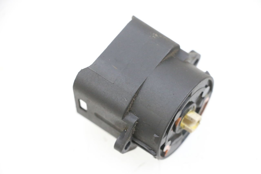 photo de INTERRUTTORE PIAGGIO MP3 RL 250 (2007 - 2010) - Dettaglio del componente