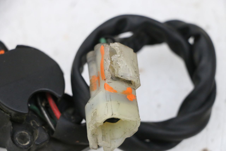 photo de INTERRUTTORE HONDA NSR R 125 (1994 - 2003) - Dettaglio del componente