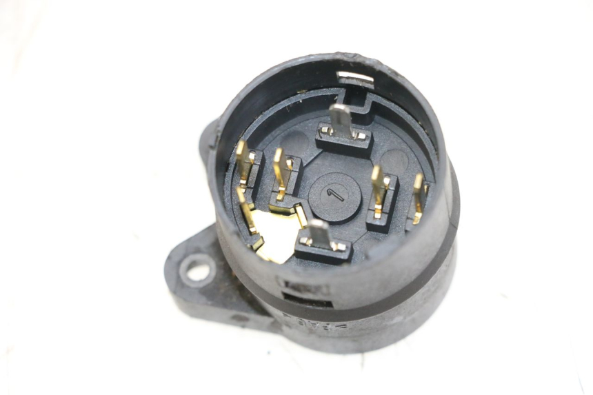 photo de INTERRUTTORE PEUGEOT SATELIS COMPRESSOR K15 125 (2006 - 2009)