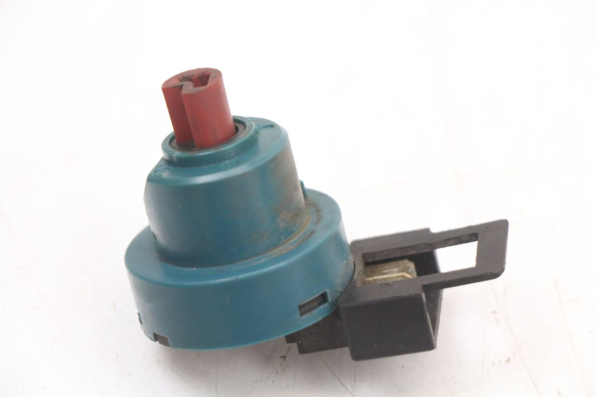 photo de INTERRUTTORE PIAGGIO FLY 4T 50 (2004 - 2010)