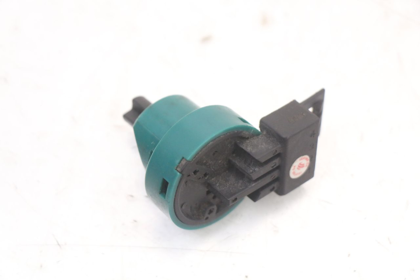 photo de INTERRUTTORE DI ACCENSIONE PIAGGIO VESPA LX 2T 50 (2005 - 2013)