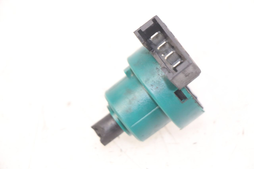 photo de INTERRUTTORE DI ACCENSIONE PIAGGIO VESPA LXV 125 (2006 - 2009)