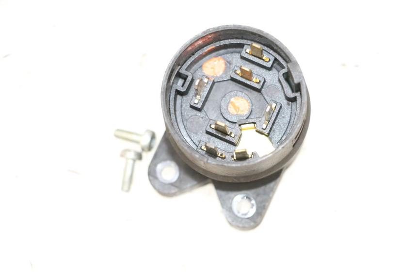 photo de INTERRUTTORE PEUGEOT SATELIS COMPRESSOR K15 125 (2006 - 2009) - Dettaglio del componente