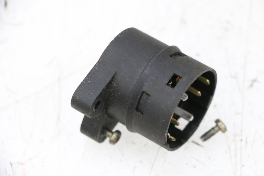 photo de INTERRUTTORE PEUGEOT SATELIS 125 (2006 - 2009) - Dettaglio del componente