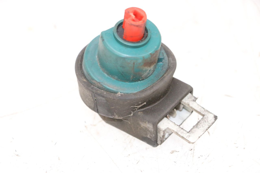 photo de INTERRUTTORE PIAGGIO VESPA GTS SUPER IE 125 (2009 - 2016) - Vista principale