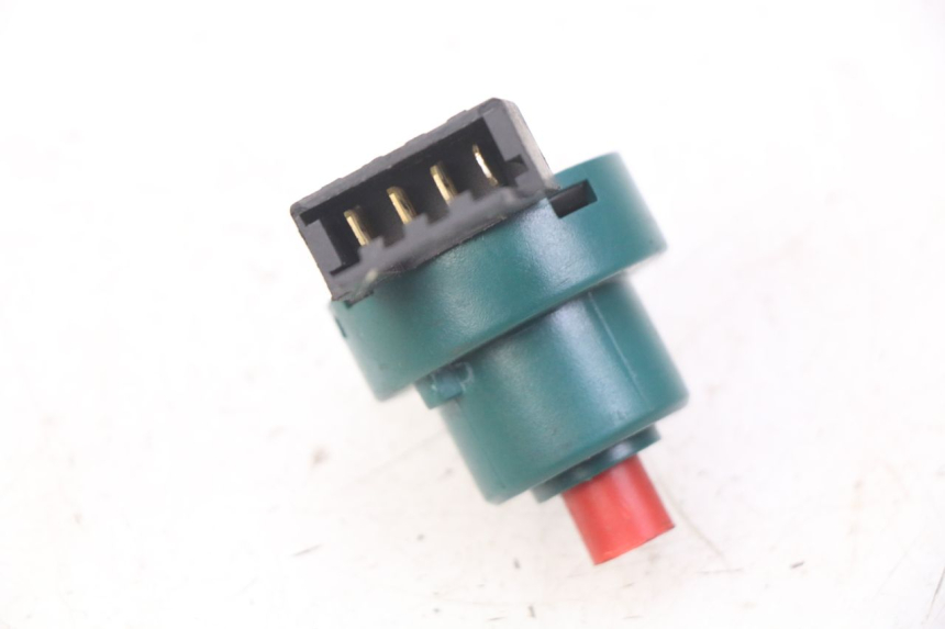 photo de INTERRUTTORE DI ACCENSIONE PIAGGIO VESPA LX 2T 50 (2005 - 2013)