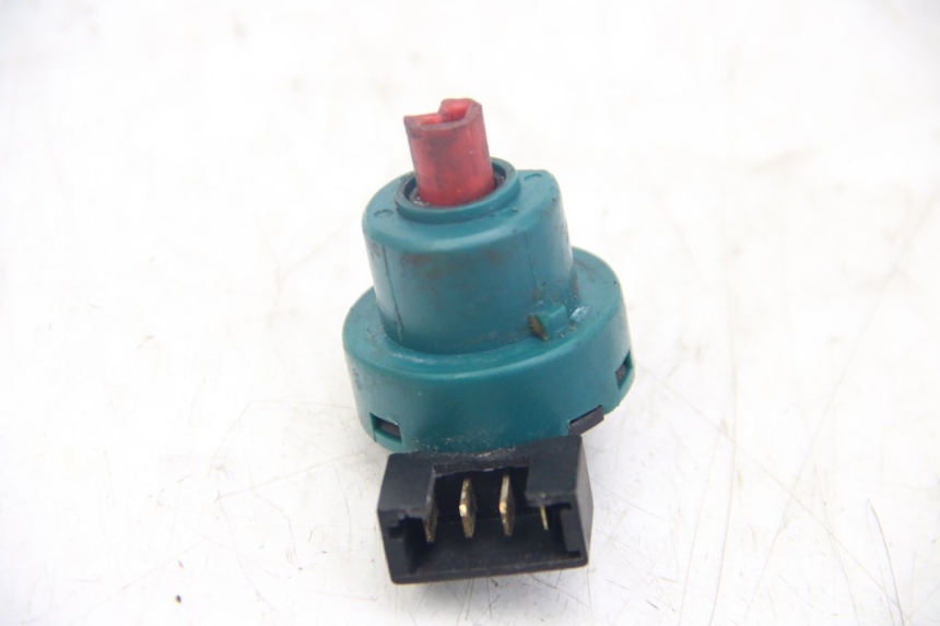 photo de INTERRUTTORE DI ACCENSIONE PIAGGIO VESPA SPRINT 2T 50 (2014 - 2018)
