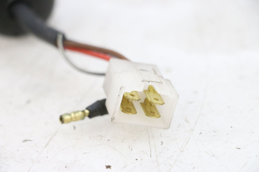 photo de INTERRUTTORE DI ACCENSIONE YAMAHA YP MAJESTY 125 (2002 - 2006) - Altra angolazione