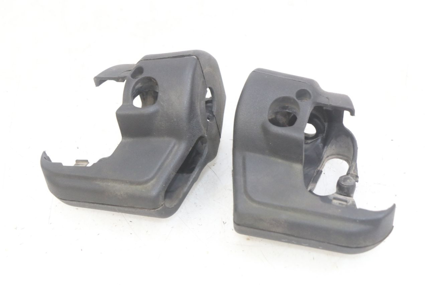 photo de COUVRE MANUBRIO APRILIA SCARABEO LIGHT 125 (2007 - 2011)