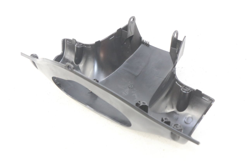 photo de COPRI MANUBRIO POSTERIORE KYMCO AGILITY 4T 50 (2018 - 2022)