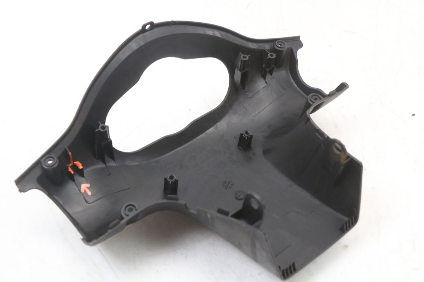 photo de COPRIMANUBRIO POSTERIORE KYMCO AGILITY CARRY 50 (2011 - 2020)