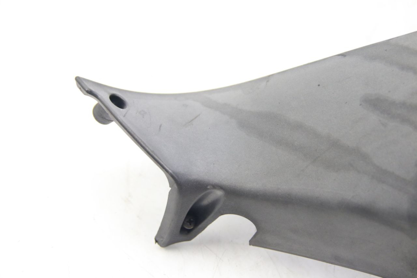 photo de COPRI MANUBRIO POSTERIORE APRILIA ATLANTIC 500 (2002 - 2003)
