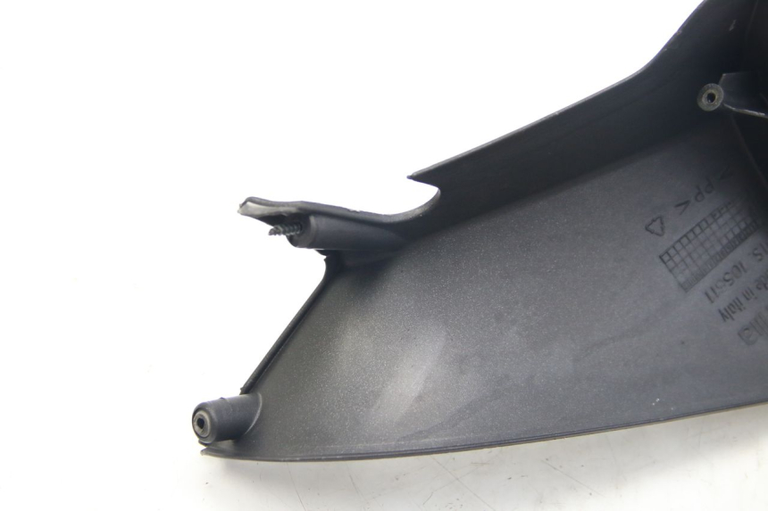 photo de COPRI MANUBRIO POSTERIORE APRILIA ATLANTIC 500 (2002 - 2003)