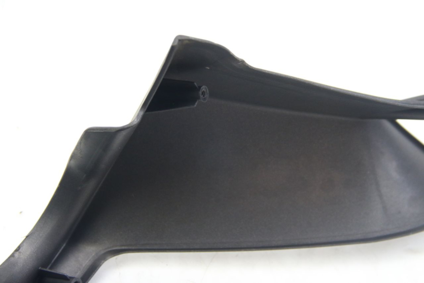 photo de COPRI MANUBRIO POSTERIORE APRILIA ATLANTIC 500 (2002 - 2003)