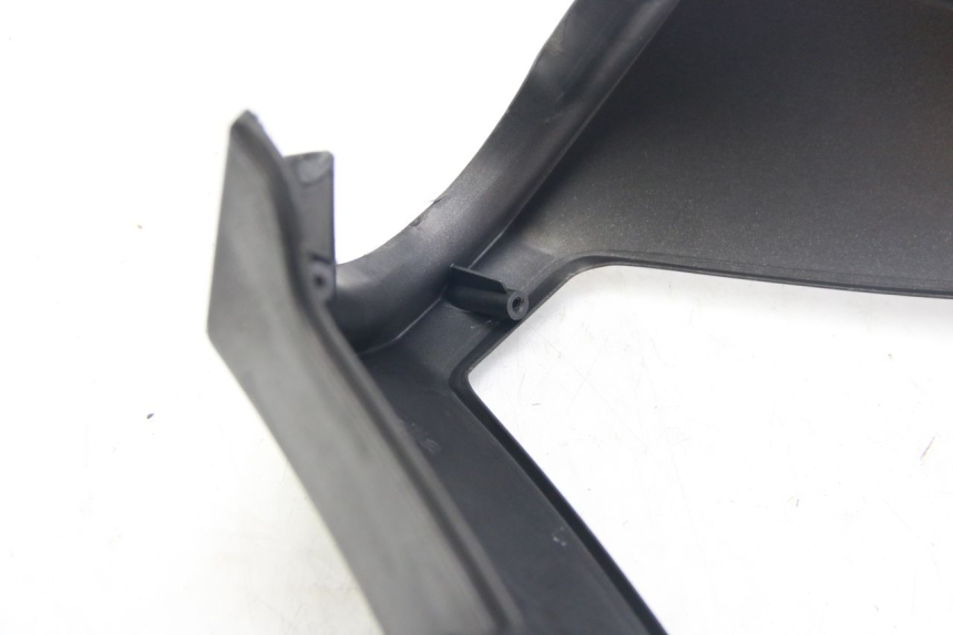 photo de COPRI MANUBRIO POSTERIORE APRILIA ATLANTIC 500 (2002 - 2003)
