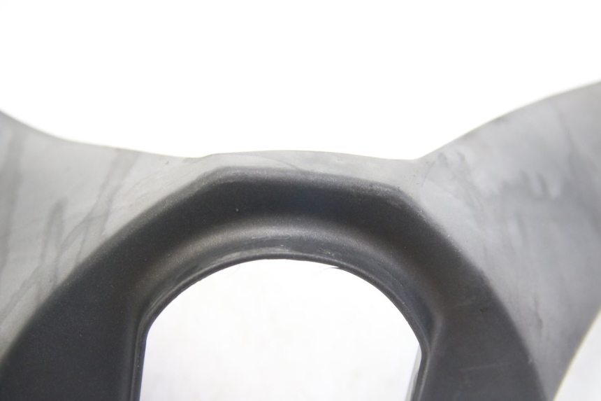 photo de COPRI MANUBRIO POSTERIORE APRILIA ATLANTIC 500 (2002 - 2003)