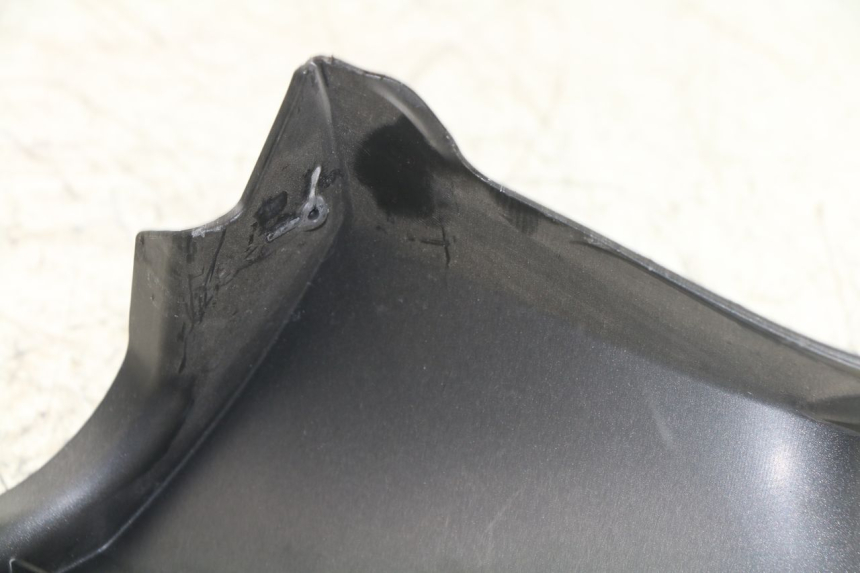 photo de COPERCHIO MANUBRIO POSTERIORE APRILIA ATLANTIC S 125 (2010 - 2013)
