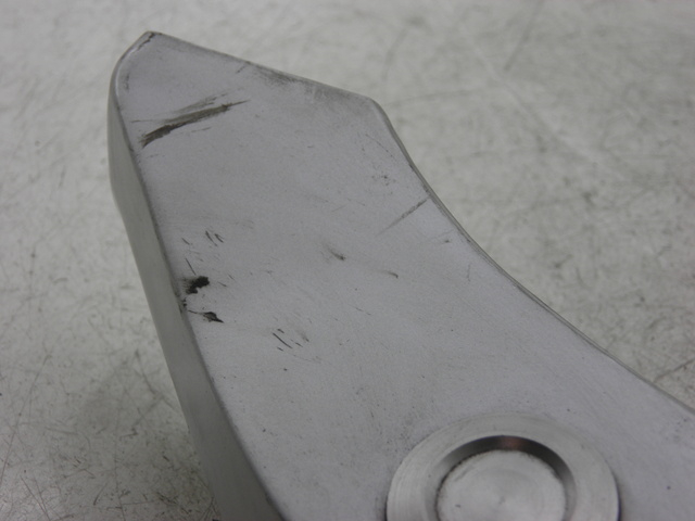 photo de COPERCHIO MANUBRIO POSTERIORE APRILIA LEONARDO 125 (1999 - 2001)