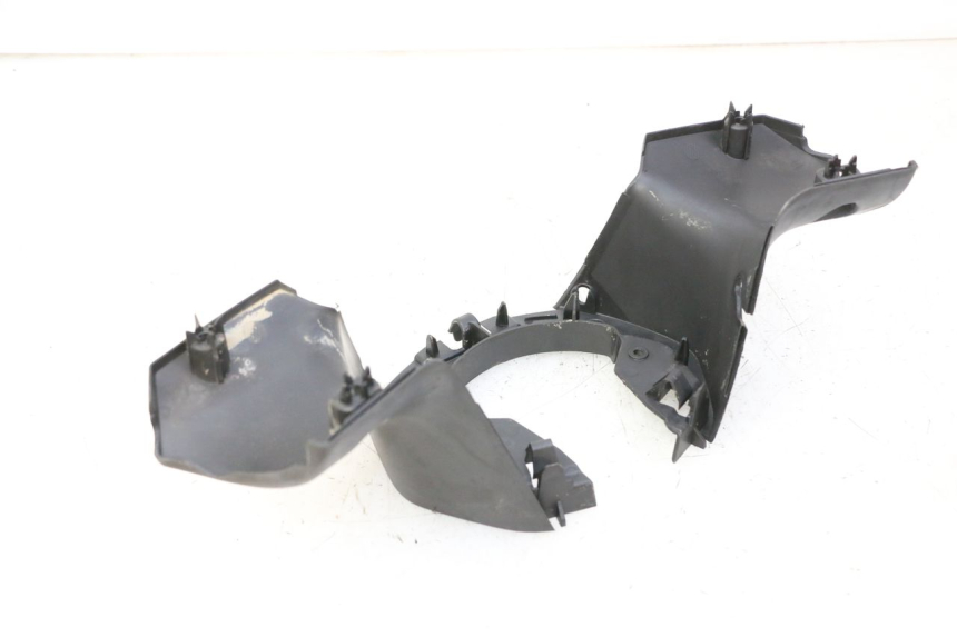 photo de COPRI MANUBRIO POSTERIORE PEUGEOT CITYSTAR 50 (2013 - 2017)