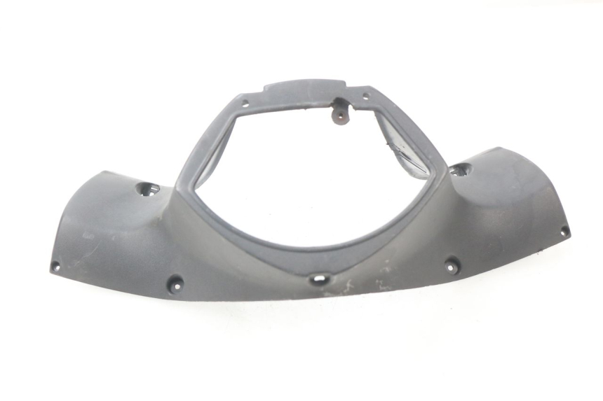 photo de COPRI MANUBRIO POSTERIORE PEUGEOT ELYSTAR 50 (2002 - 2014)