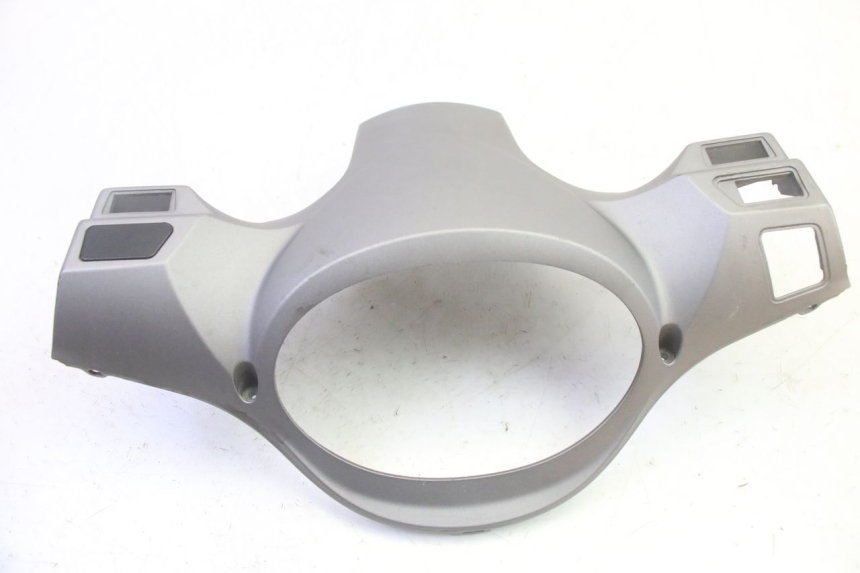 photo de COFANO MANUBRIO POSTERIORE SYM FIDDLE 3 III 125 (2014 - 2020) - Primo piano tecnico