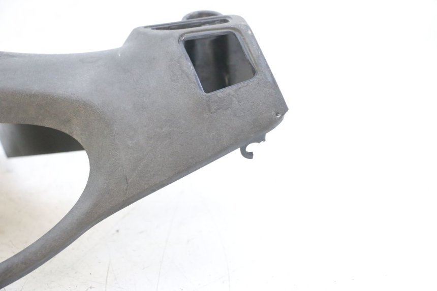 photo de COPRI MANUBRIO POSTERIORE PIAGGIO FLY 2T 50 (2004 - 2017)