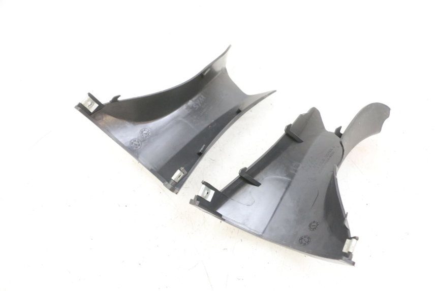 photo de COPRIMANUBRIO POSTERIORE SYM GTS EVO 125 (2009 - 2013) - Zoom sullo stato d'uso