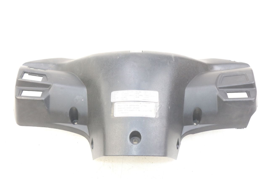 photo de COPRI MANUBRIO POSTERIORE HONDA NHX LEAD 110 (2008 - 2010)