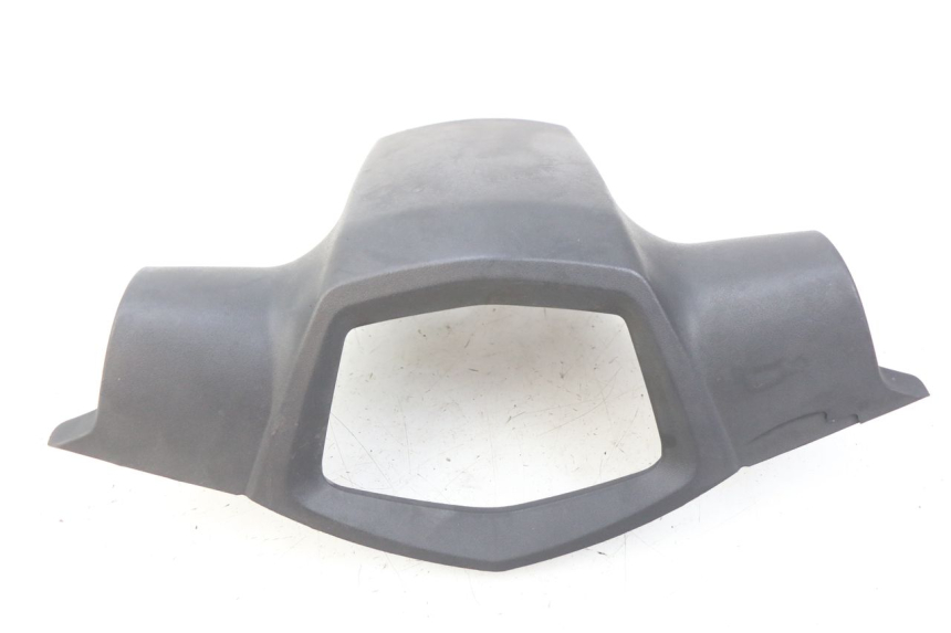 photo de COPRI MANUBRIO POSTERIORE PEUGEOT KISBEE 2T 50 (2010 - 2017)