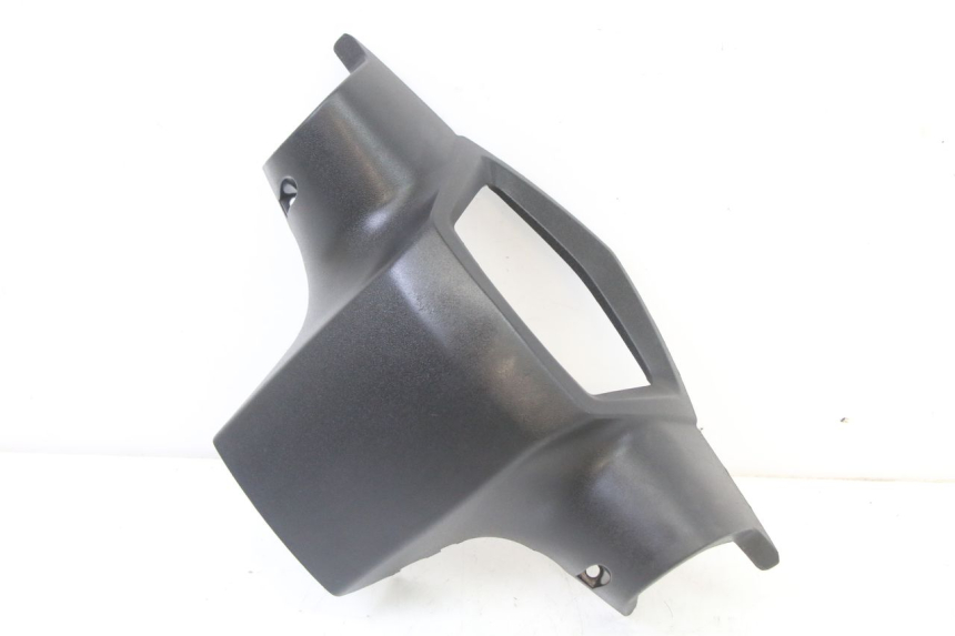 photo de COPRI MANUBRIO POSTERIORE PEUGEOT KISBEE 4T 50 (2018 - 2022)