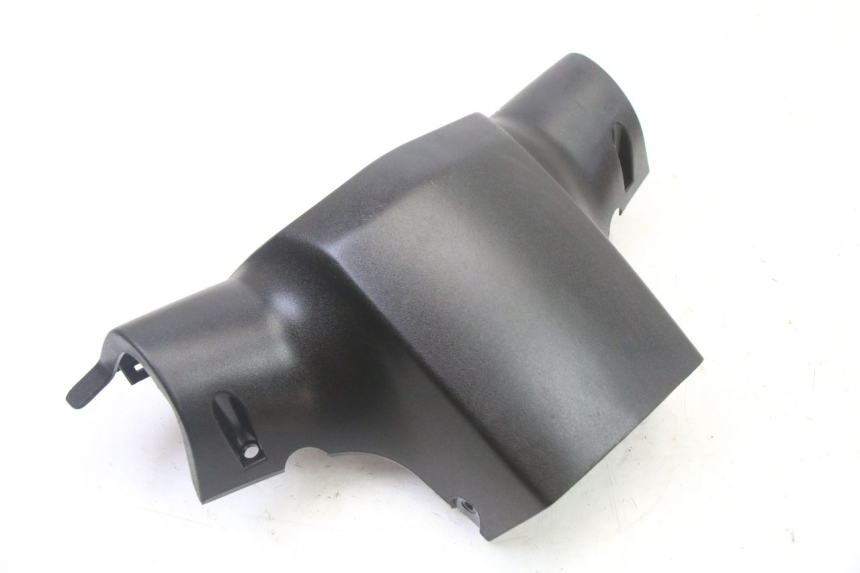 photo de COPRI MANUBRIO POSTERIORE PEUGEOT KISBEE 4T 50 (2018 - 2022)