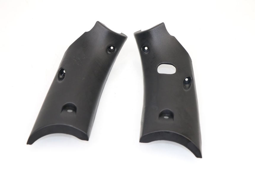 photo de COPERCHIO MANUBRIO POSTERIORE KYMCO GRAND DINK 125 (2008 - 2014)