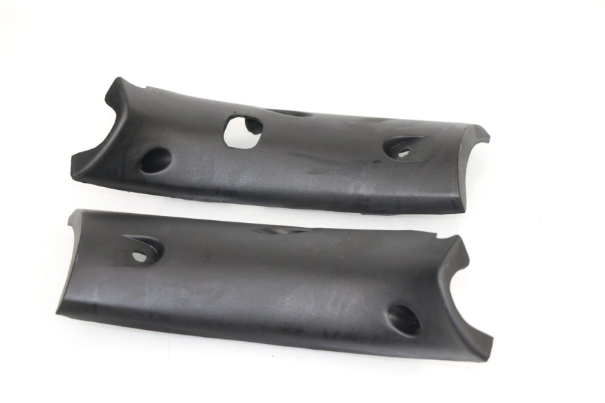 photo de COPERCHIO MANUBRIO POSTERIORE KYMCO GRAND DINK 125 (2008 - 2014)