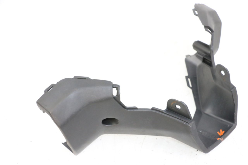 photo de COPRIMANUBRIO POSTERIORE KYMCO SUPER 8 4T 50 (2021 - 2024)