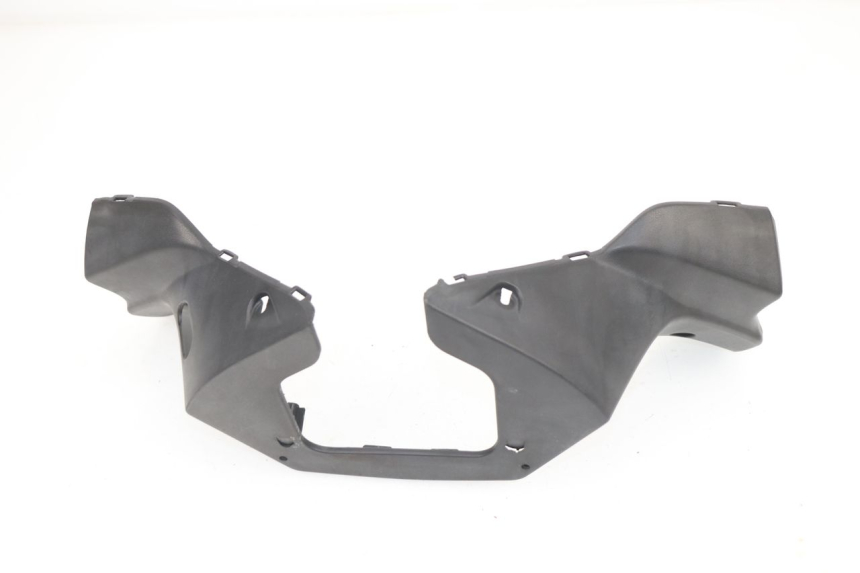 photo de COPERCHIO MANUBRIO POSTERIORE KYMCO XCITING 500 (2007 - 2010)