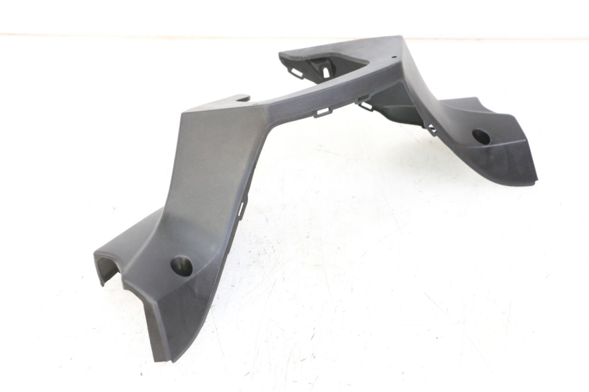 photo de COPERCHIO MANUBRIO POSTERIORE KYMCO XCITING 500 (2007 - 2010)