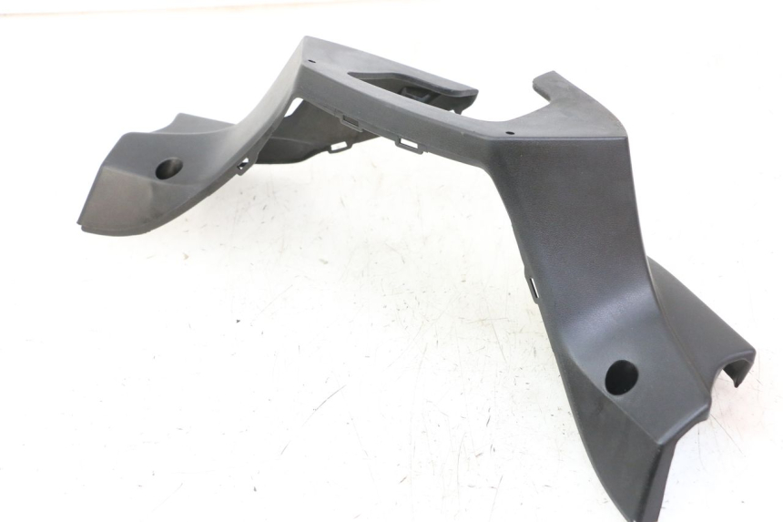photo de COPERCHIO MANUBRIO POSTERIORE KYMCO XCITING 500 (2007 - 2010)