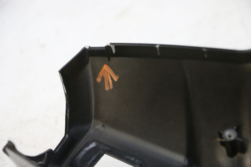 photo de COPRIMANUBRIO POSTERIORE KYMCO LIKE 125 (2009 - 2016) - Ricambio usato controllato