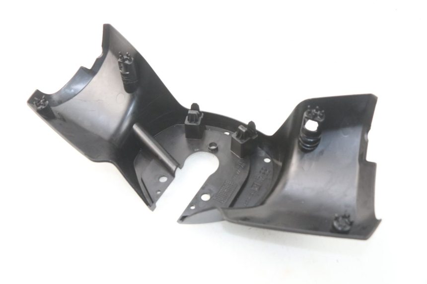 photo de Copri manubrio posteriore PEUGEOT METROPOLIS 400 (2017 - 2020)