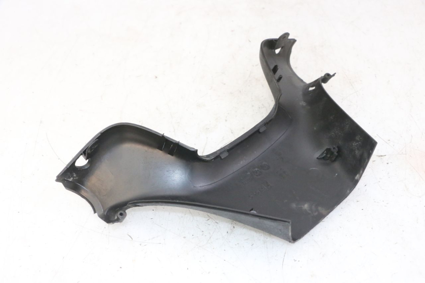 photo de COPRIMANUBRIO POSTERIORE PIAGGIO MP3 LT 300 (2010 - 2016)